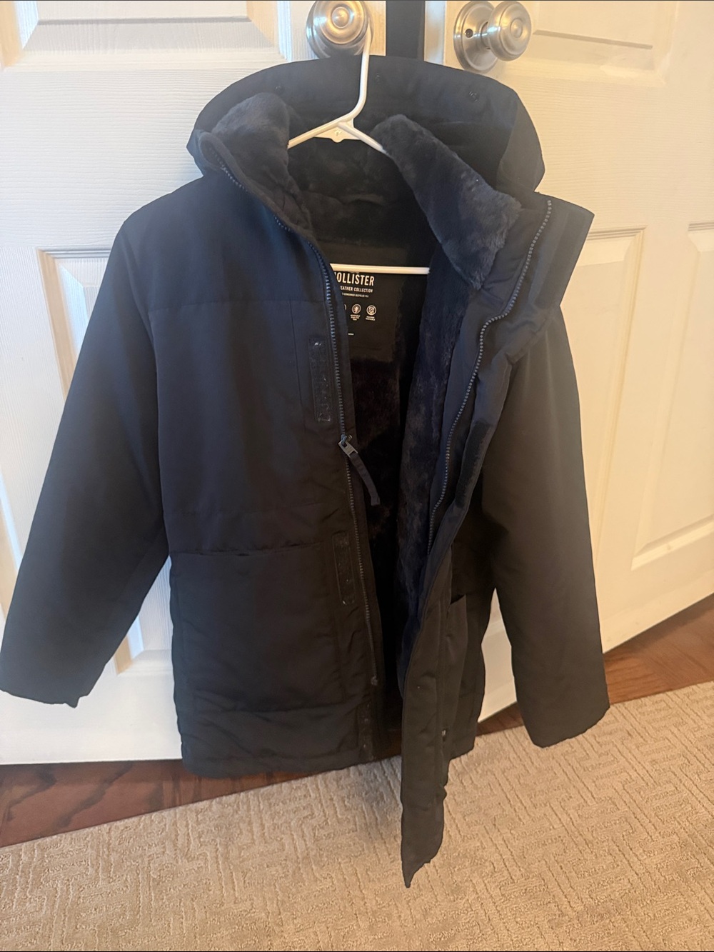 Hollister xs black hooded faux fur interior coat